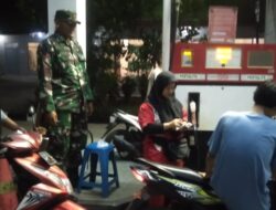 Babinsa Koramil 03/Cabang Bungin Intensifkan Patroli Malam Jelang Lebaran, Antisipasi Rumah Kosong Ditinggal Mudik