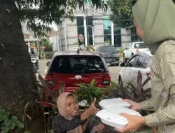 Strategi CSR BRI BO TB Simatupang: Dekati Masyarakat Lewat Nasi Box Gratis