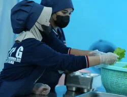 Pukul 02.30 dan Ribuan Porsi Harapan: Dedikasi Hayatunnisa di Dapur MBG