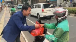 ​Penuh Kehangatan, Jumat Berkah Insan BRILiaN BRI BO Panglima Polim Diwarnai Bagi-Bagi Paket Sembako