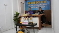 Aksi Bom Ikan di Kodingareng Keke Berakhir, Satpolair Polres Pelabuhan Makassar Amankan Dua Pelaku