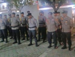 Babinsa Koramil 08 Abang Bersama Gabungan Brimob Polda Metro Jaya Siap Amankan Pilkades Desa Serang